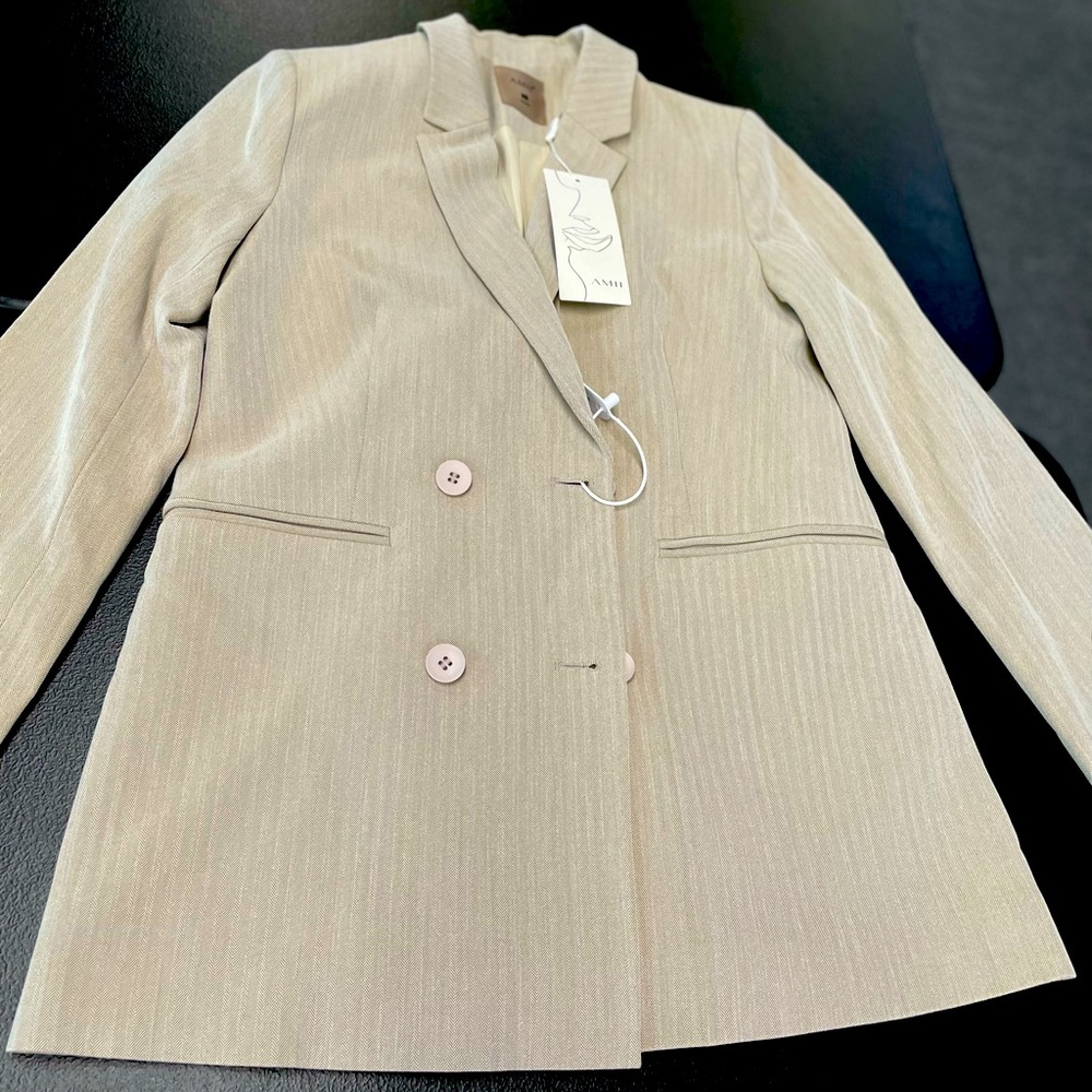 Brand new Double-breasted suit